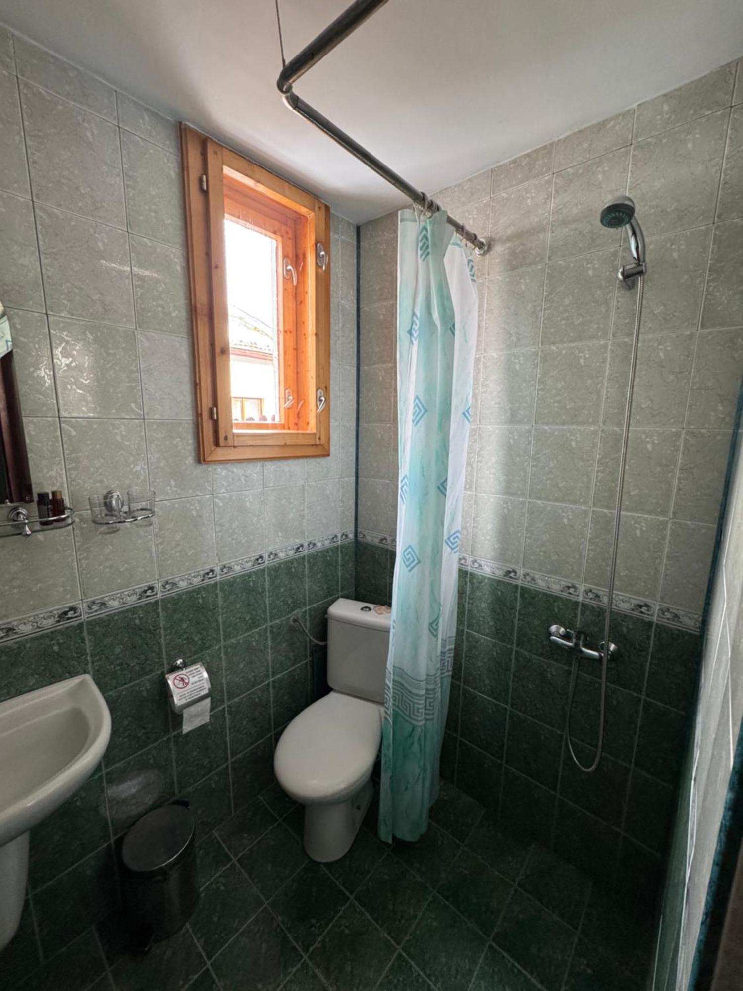 Mama Emiliya Guest House Белі Іскар Екстер'єр фото